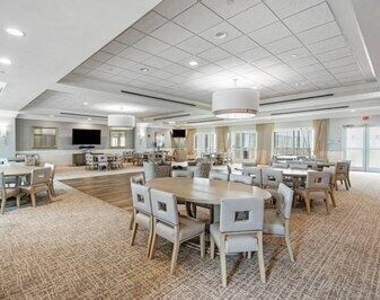 2640 Lake Shore Drive - Photo Thumbnail 47
