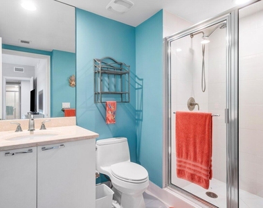 2640 Lake Shore Drive - Photo Thumbnail 33