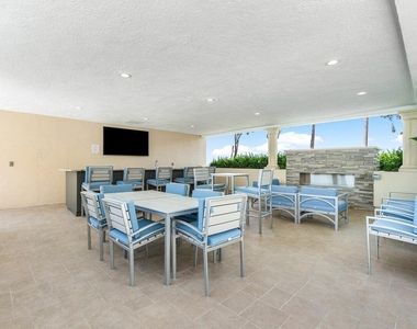 2640 Lake Shore Drive - Photo Thumbnail 43