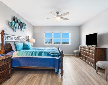 2640 Lake Shore Drive - Photo Thumbnail 23