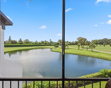 800 Greensward Court - Photo Thumbnail 8