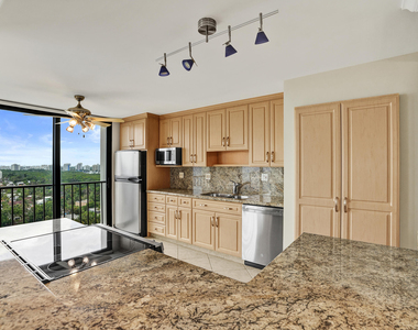 1901 N Ocean Boulevard - Photo Thumbnail 9