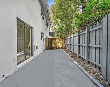 626 Sw 14th Avenue - Photo Thumbnail 20