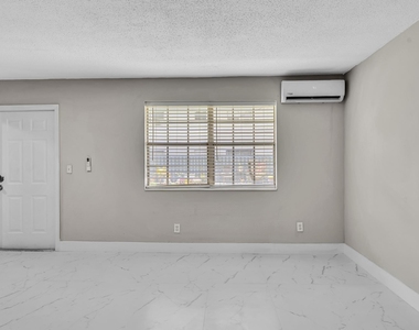626 Sw 14th Avenue - Photo Thumbnail 8