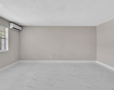 626 Sw 14th Avenue - Photo Thumbnail 7