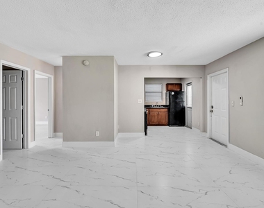 626 Sw 14th Avenue - Photo Thumbnail 4