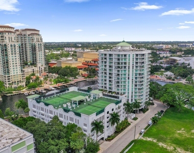 401 Sw 4th Avenue - Photo Thumbnail 1