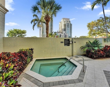 401 Sw 4th Avenue - Photo Thumbnail 30
