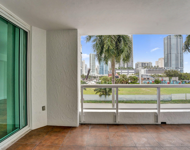 401 Sw 4th Avenue - Photo Thumbnail 12