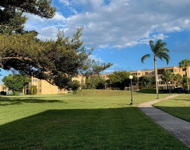 9355 Sw 8th Street - Photo Thumbnail 14