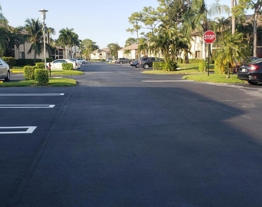 428 Pine Glen Lane - Photo Thumbnail 2