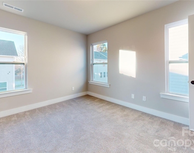 4122 Salient Street - Photo Thumbnail 9