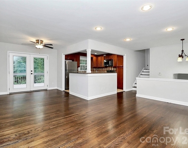 6133 Colchester Place - Photo Thumbnail 17