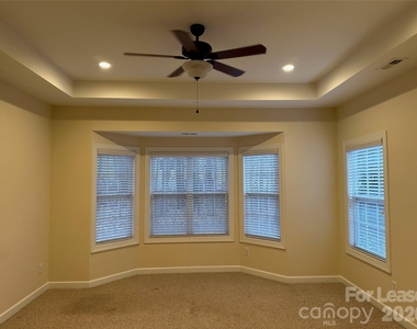 14810 Provence Lane - Photo Thumbnail 8