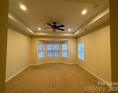14810 Provence Lane - Photo Thumbnail 9