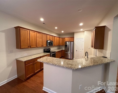 14810 Provence Lane - Photo Thumbnail 4