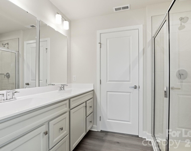 862 Heathway Drive - Photo Thumbnail 15
