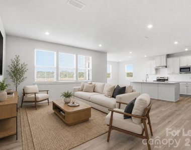 862 Heathway Drive - Photo Thumbnail 2