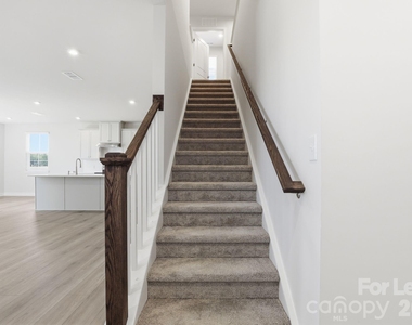 862 Heathway Drive - Photo Thumbnail 12