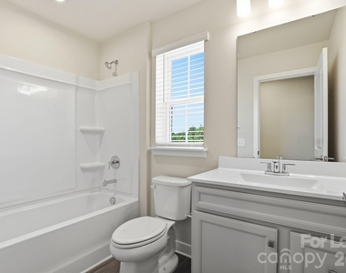 862 Heathway Drive - Photo Thumbnail 21