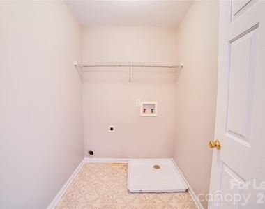 2035 Speedwell Court - Photo Thumbnail 32