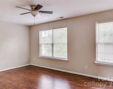 2035 Speedwell Court - Photo Thumbnail 23