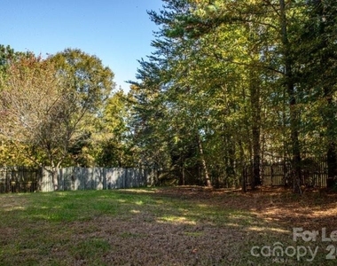 6434 Gatesville Lane - Photo Thumbnail 32