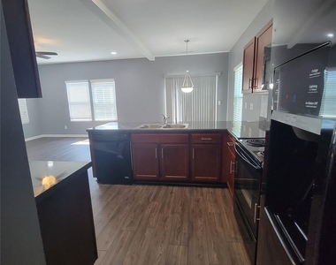 1349 Haestad Court - Photo Thumbnail 2