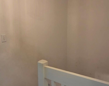 9134 Charminster Court - Photo Thumbnail 15