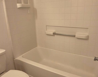 9134 Charminster Court - Photo Thumbnail 17