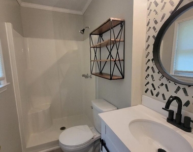 2021 Downey Street - Photo Thumbnail 21