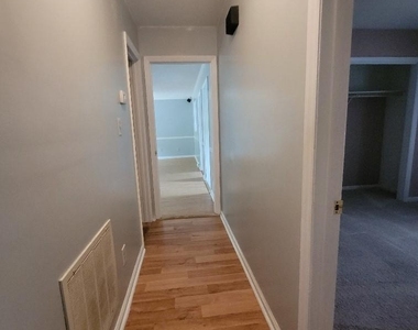 2021 Downey Street - Photo Thumbnail 12