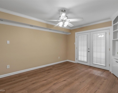 3730 Fairfield Avenue - Photo Thumbnail 15