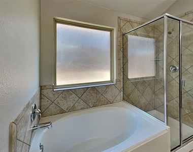 14305 Artisan Drive - Photo Thumbnail 9