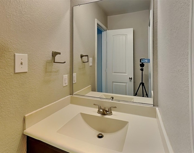 14305 Artisan Drive - Photo Thumbnail 15