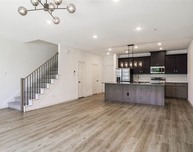 7345 Ventura Lane - Photo Thumbnail 5