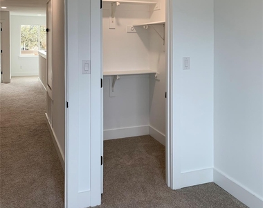 9471 Timberleaf Drive - Photo Thumbnail 24