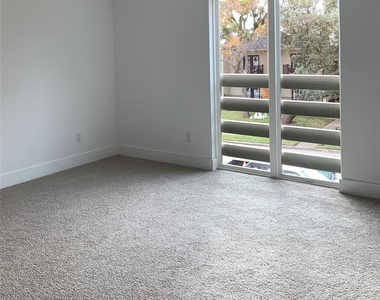 9471 Timberleaf Drive - Photo Thumbnail 13