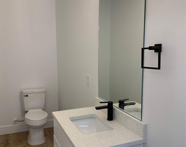 9471 Timberleaf Drive - Photo Thumbnail 6