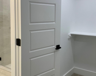 9471 Timberleaf Drive - Photo Thumbnail 20