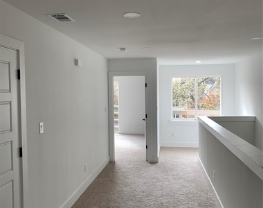 9471 Timberleaf Drive - Photo Thumbnail 33
