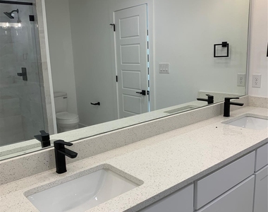 9471 Timberleaf Drive - Photo Thumbnail 21