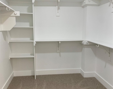 9471 Timberleaf Drive - Photo Thumbnail 19