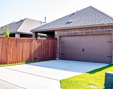 2721 Franklin Drive - Photo Thumbnail 18