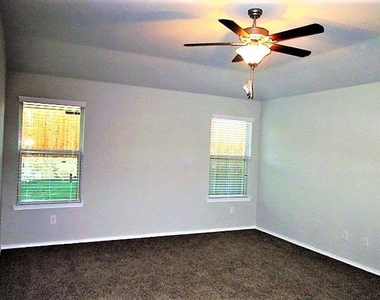 159 Blair Drive - Photo Thumbnail 12