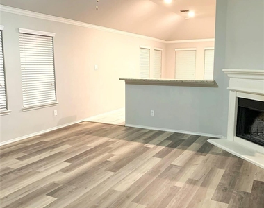 159 Blair Drive - Photo Thumbnail 15