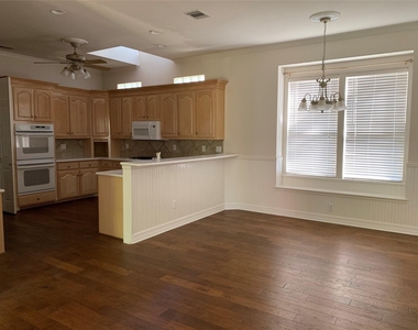 17906 Old Preston Court - Photo Thumbnail 6