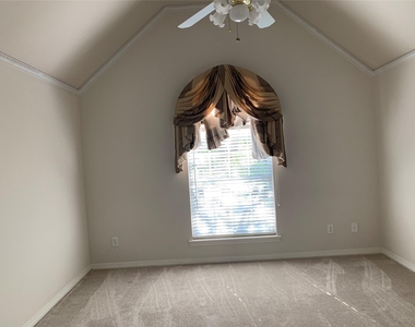 17906 Old Preston Court - Photo Thumbnail 30