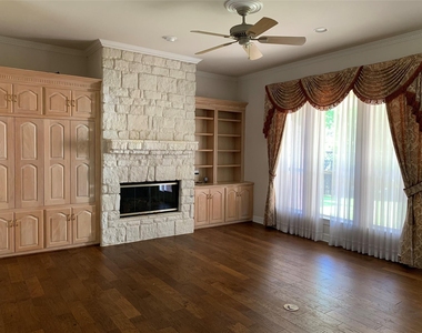 17906 Old Preston Court - Photo Thumbnail 5