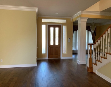 17906 Old Preston Court - Photo Thumbnail 2